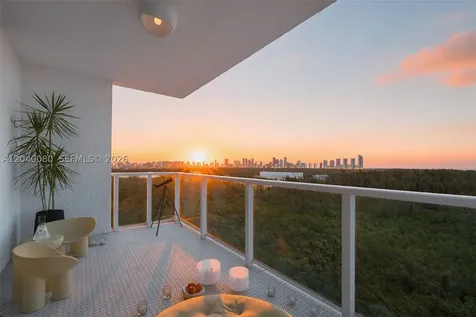 14951 Royal Oaks Lane North Miami FL 33181