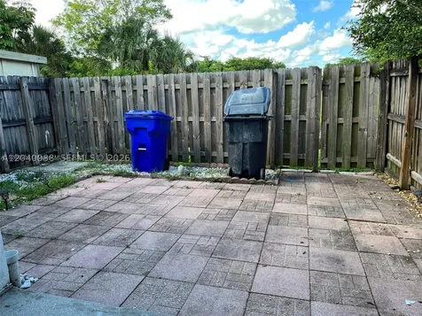 7321 Tam Oshanter Boulevard North Lauderdale FL 33068