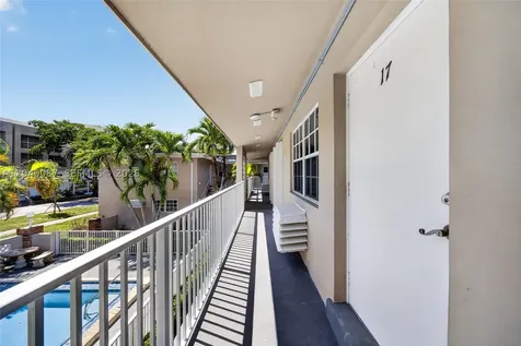 6565 Santona Street Coral Gables FL 33146