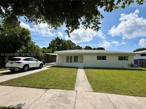 8235 SW 62nd Place Miami FL 33143