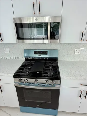 8235 SW 62nd Place Miami FL 33143