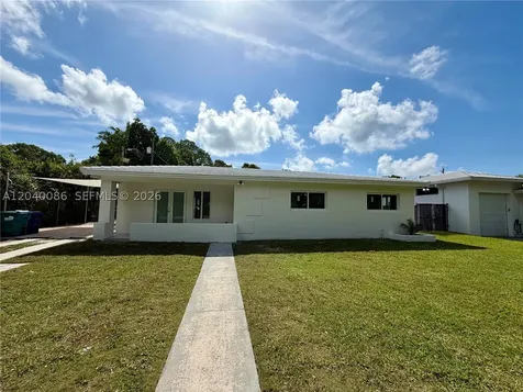 8235 SW 62nd Place Miami FL 33143