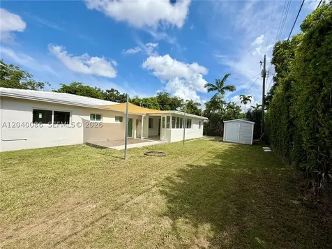 8235 SW 62nd Place Miami FL 33143