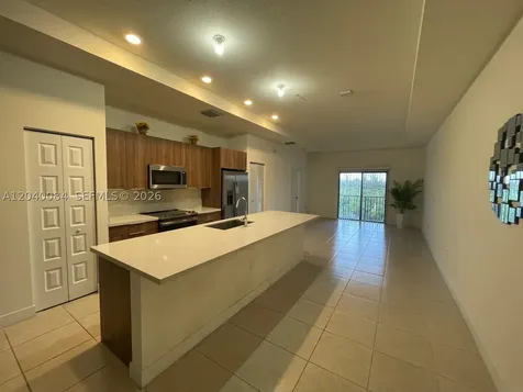 8025 NW 104th Avenue Doral FL 33178