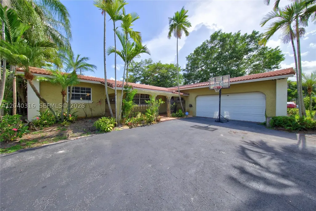 5300 Fillmore Street Hollywood FL 33021