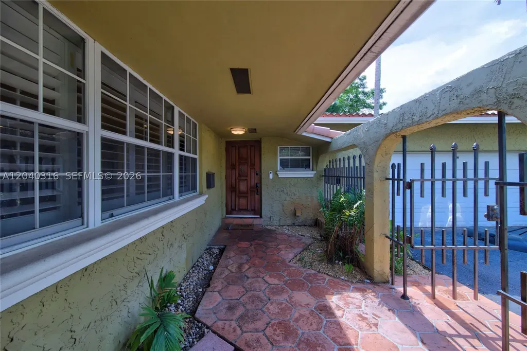 5300 Fillmore Street Hollywood FL 33021