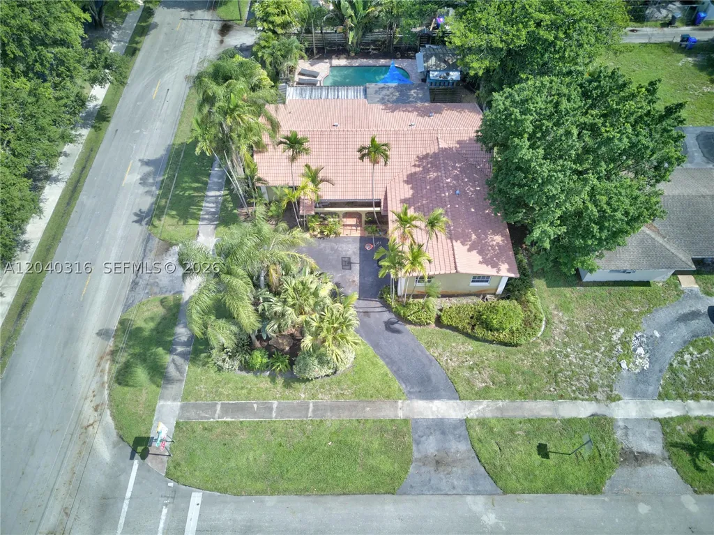 5300 Fillmore Street Hollywood FL 33021