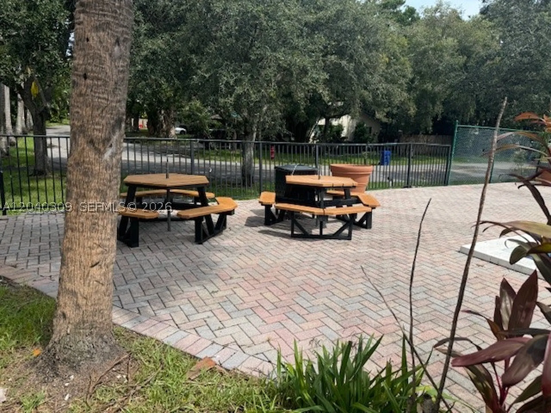 2445 SW 18th Terrace Fort Lauderdale FL 33315