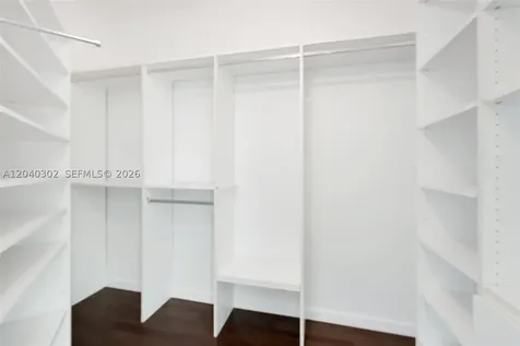 300 S Pointe Drive Miami Beach FL 33139