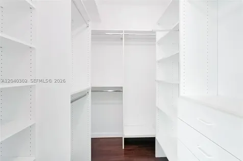 300 S Pointe Drive Miami Beach FL 33139