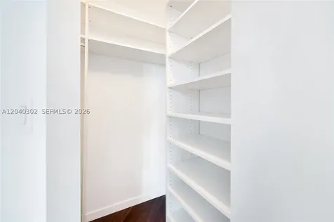 300 S Pointe Drive Miami Beach FL 33139