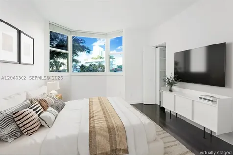 300 S Pointe Drive Miami Beach FL 33139