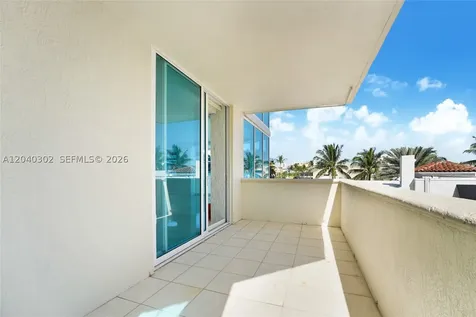 300 S Pointe Drive Miami Beach FL 33139