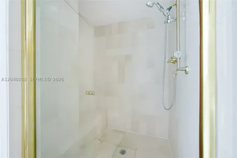300 S Pointe Drive Miami Beach FL 33139