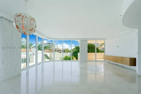 300 S Pointe Drive Miami Beach FL 33139