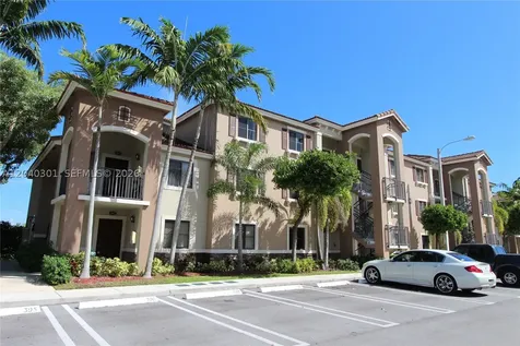 22931 SW 88th Place Cutler Bay FL 33190