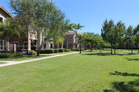 22931 SW 88th Place Cutler Bay FL 33190