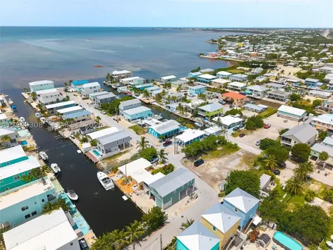 837 91st Court Ocean Marathon FL 33050