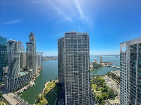 77 SE 5 Miami FL 33131