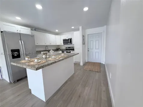 6780 W 2nd Court Hialeah FL 33012