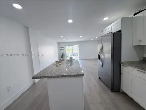 6780 W 2nd Court Hialeah FL 33012