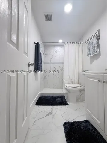 6780 W 2nd Court Hialeah FL 33012