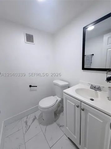 6780 W 2nd Court Hialeah FL 33012