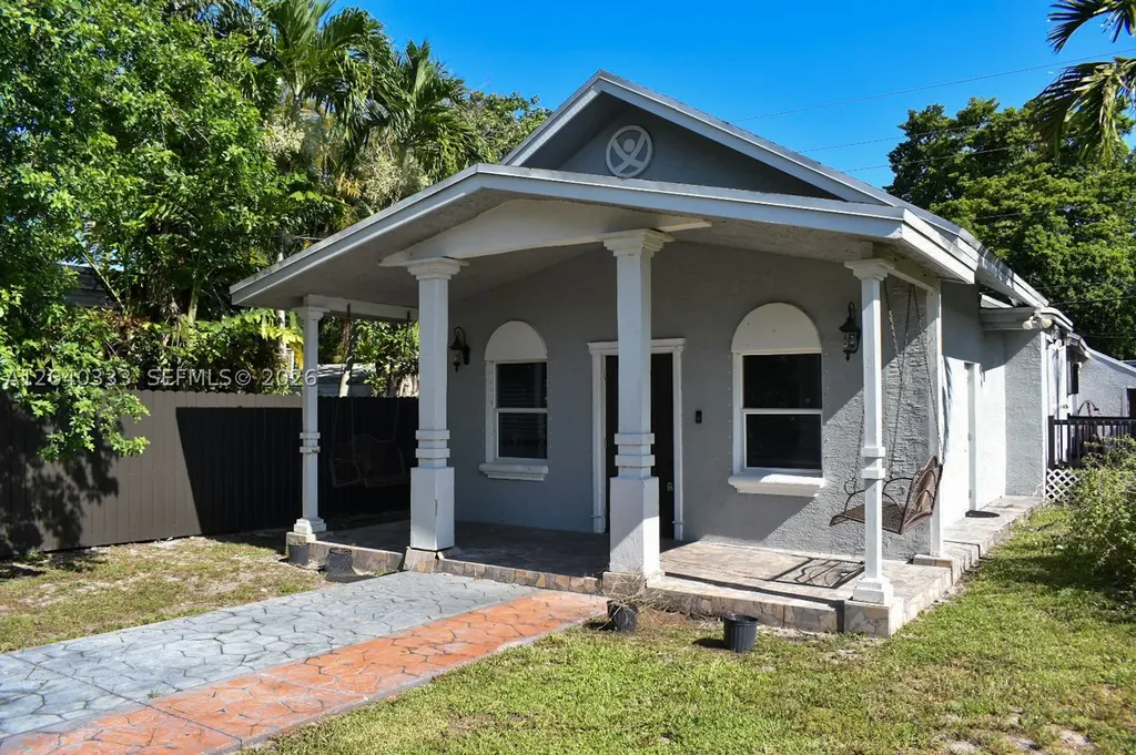 2218 Harding Street Hollywood FL 33020