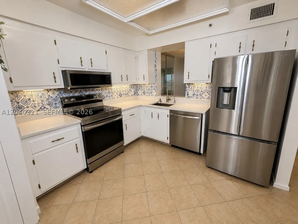 4550 NW 18th Avenue Deerfield Beach FL 33064