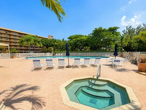 4550 NW 18th Avenue Deerfield Beach FL 33064