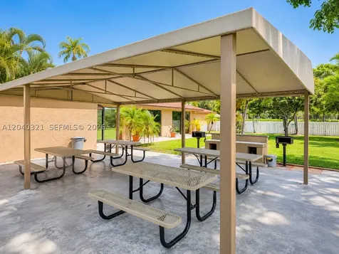 4550 NW 18th Avenue Deerfield Beach FL 33064
