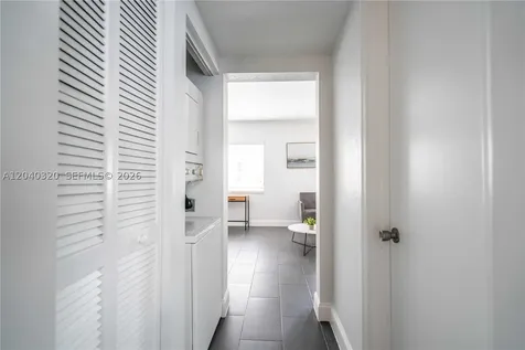 1007 Bay Drive Miami Beach FL 33141