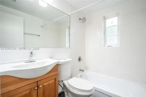 1007 Bay Drive Miami Beach FL 33141