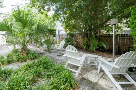 1007 Bay Drive Miami Beach FL 33141