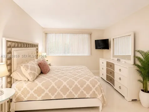 1333 E Hallandale Beach Boulevard Hallandale Beach FL 33009