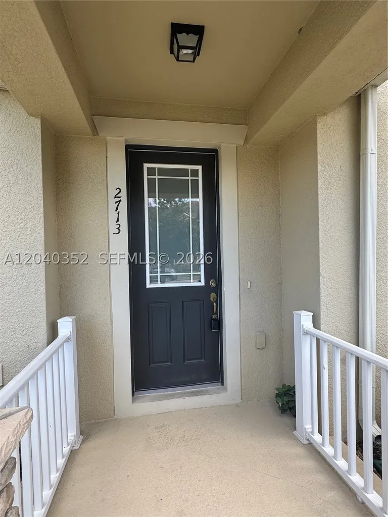 2713 Giardino Loop Kissimmee FL 34741
