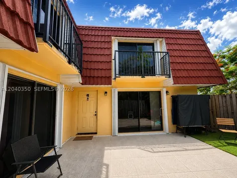 9954 NW 6th Place Plantation FL 33324