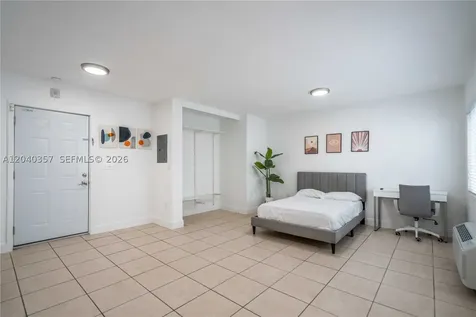 6971 Carlyle Avenue Miami Beach FL 33141