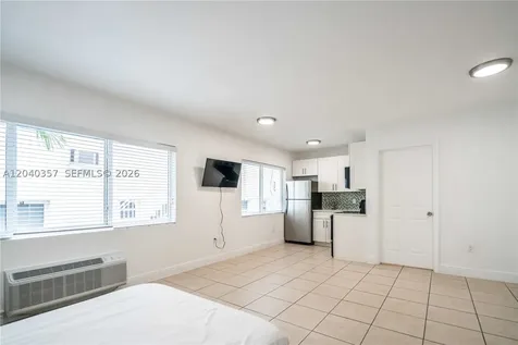 6971 Carlyle Avenue Miami Beach FL 33141