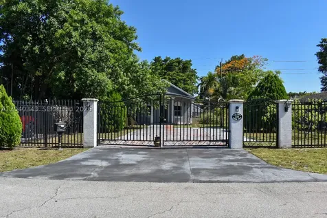 2218 Harding Street Hollywood FL 33020