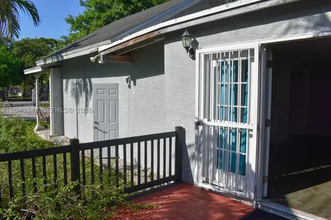 2218 N Harding Street Hollywood FL 33020