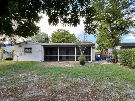 7262 SW 1st Street Margate FL 33068