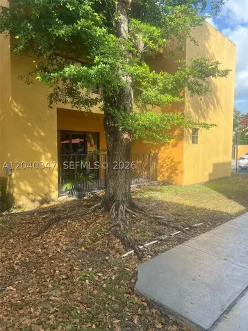 636 NW 114th Avenue Sweetwater FL 33172