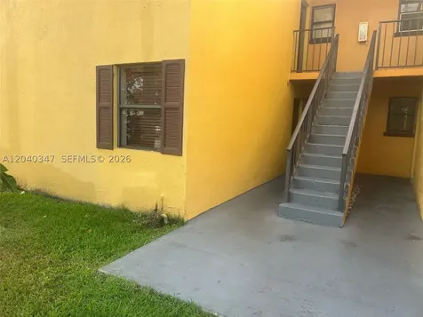 636 NW 114th Avenue Sweetwater FL 33172