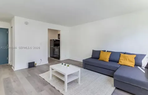 143 SW 9th Street Miami FL 33130
