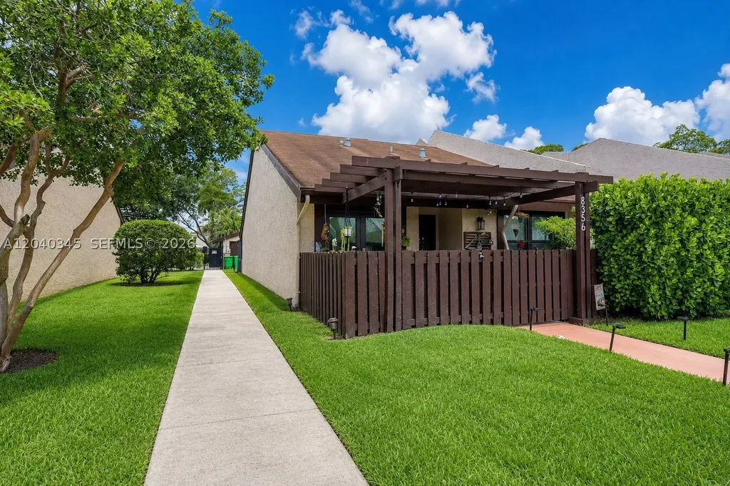 8356 NW 37th Place Sunrise FL 33351