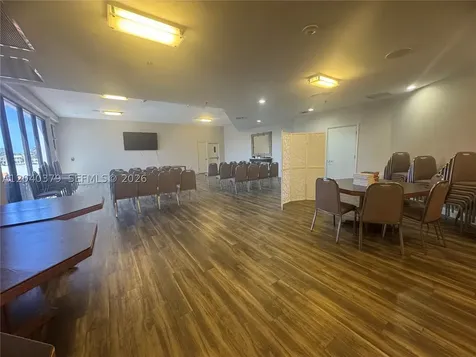 20505 E Country Club Drive Aventura FL 33180