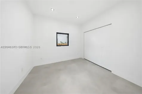 1021 NW 48th Street Miami FL 33127