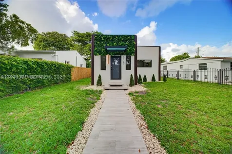 1021 NW 48th Street Miami FL 33127