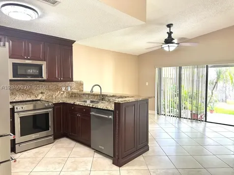2514 SW 138th Avenue Miami FL 33175